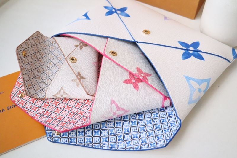 Louis Vuitton Clutch Bags